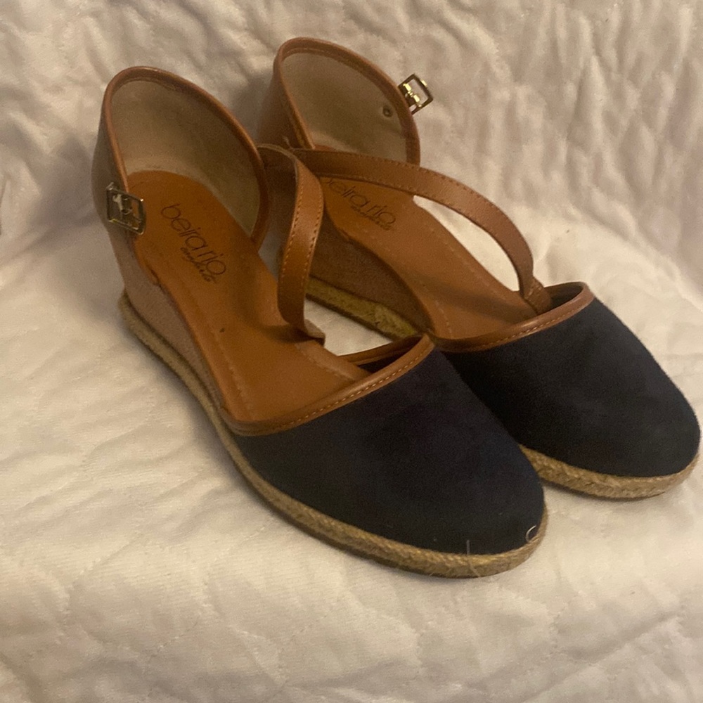 Beira Rio Comforts Navy/Camel Camurca Flex size 7